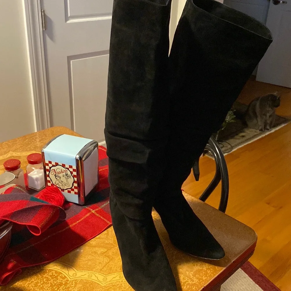 Manolo Blahnik black suede slouch knee high boots size 42 - Picture 3 of 8